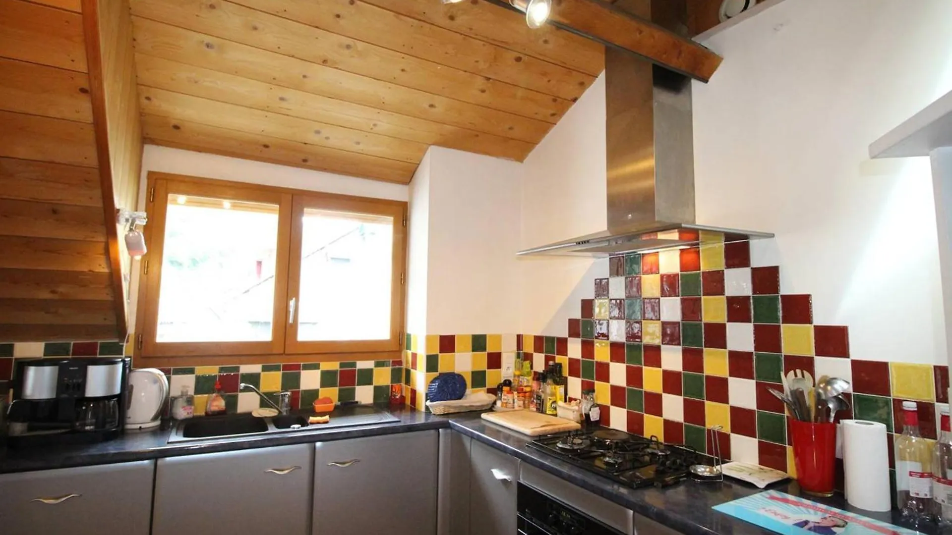 Bagnères-de-Luchon Duplex 140 M² Pour 8 Pers. A Luchon Proche Telecabine Et Thermes, Tout Confort, Wifi, Animaux Ok - Fr-1-313-231 아파트 프랑스